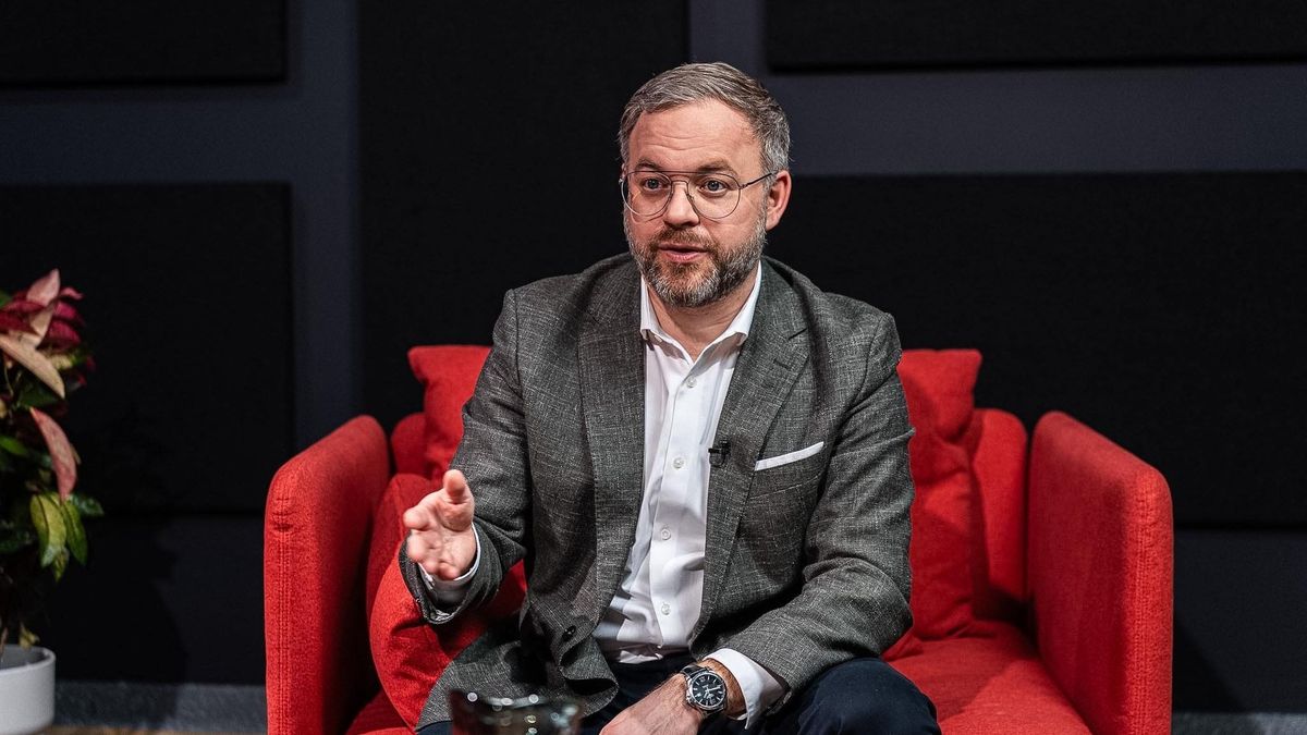 Veszélyes, amit az ellenzék ajánl – lerántotta a leplet Brüsszel B-tervéről Orbán Balázs (VIDEÓ)