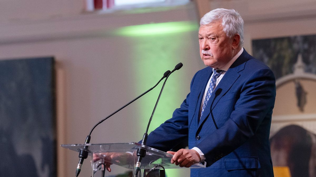 Csányi Sándor előállt a farbával: így vélekedik a bankszektor Magyar Péter euró bevezetési terveiről