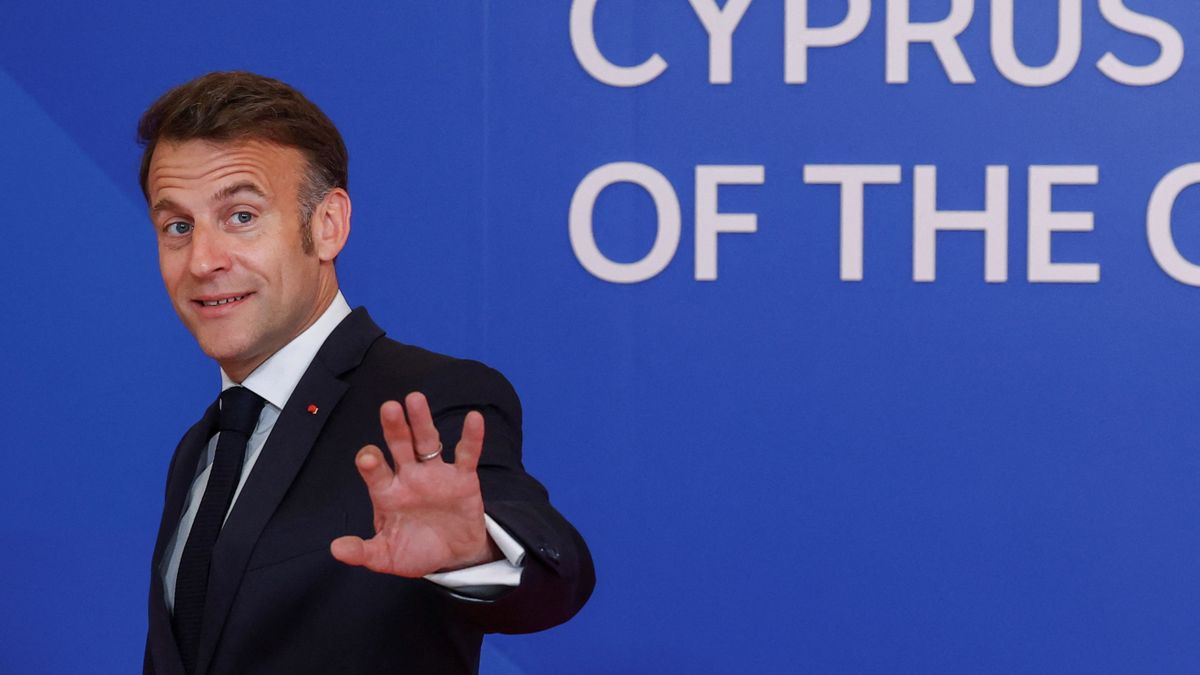 Macron kijelentette, nem marad a politikában, már a távozását készíti elő