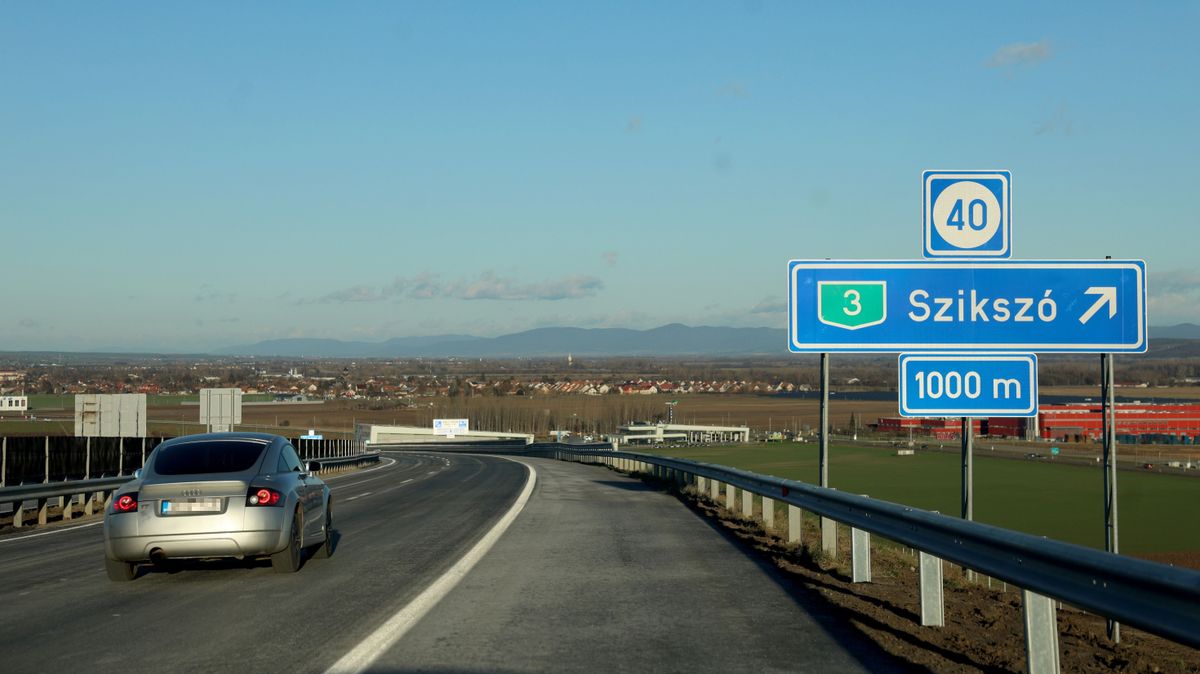 Sürgető határidőre figyelmeztet a NAV: aki nem fizet, akár az autója engedélyét is elveszítheti