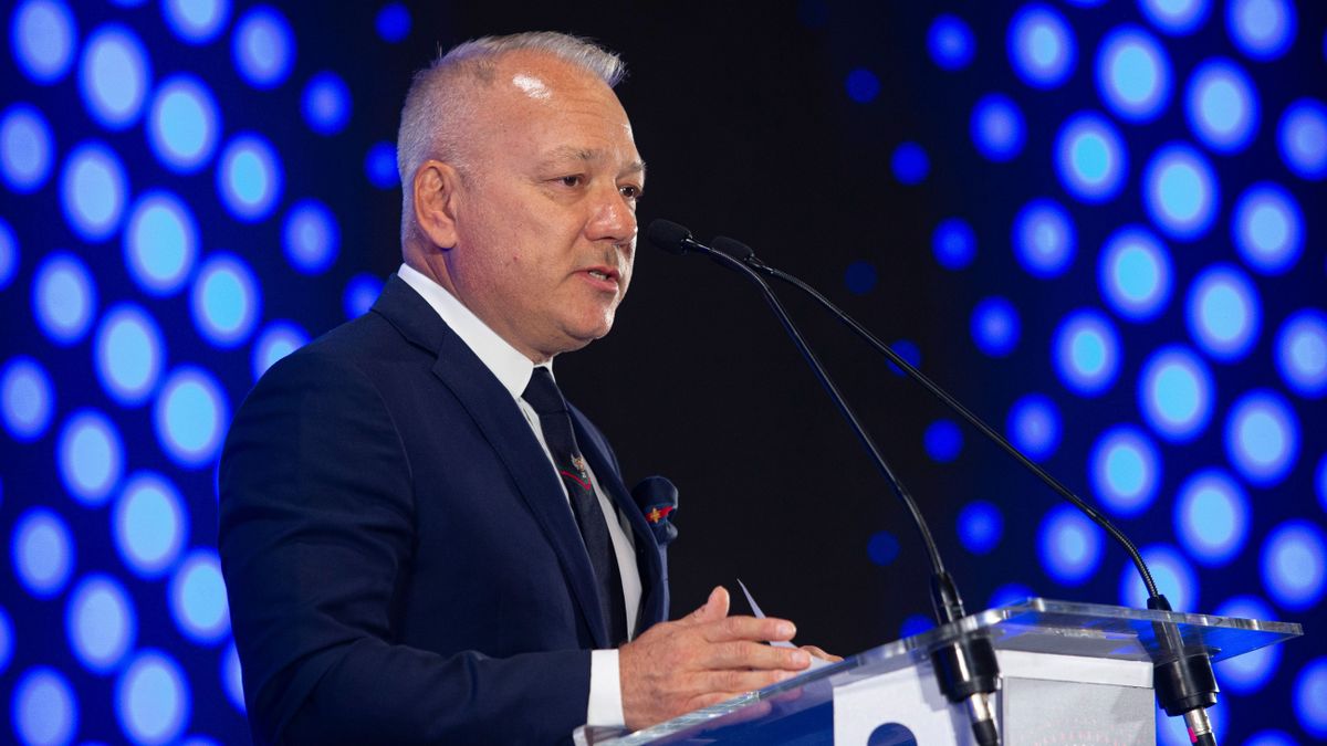 A Fidesz-kormányok alatt meggazdagodott ásványvízkirály, Balogh Levente is beszállt a kampányba, de nem úgy, ahogy gondolnánk