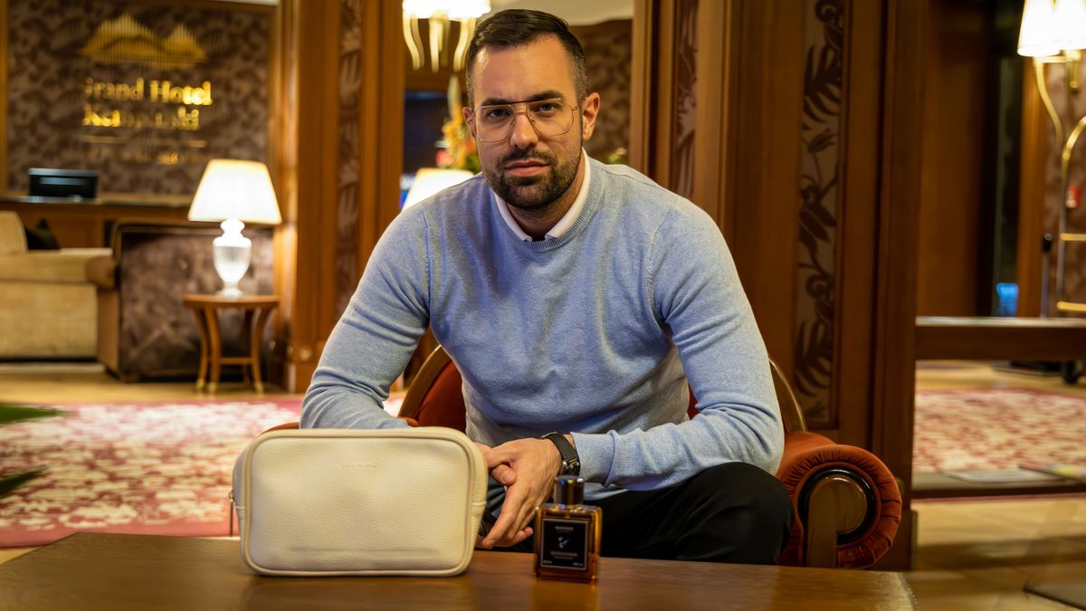 „Fontos lenne leásni a gyökerekhez” – kiderült, mi köze van egy magyar parfümnek a Fradihoz és a csecsen MMA-harcoshoz