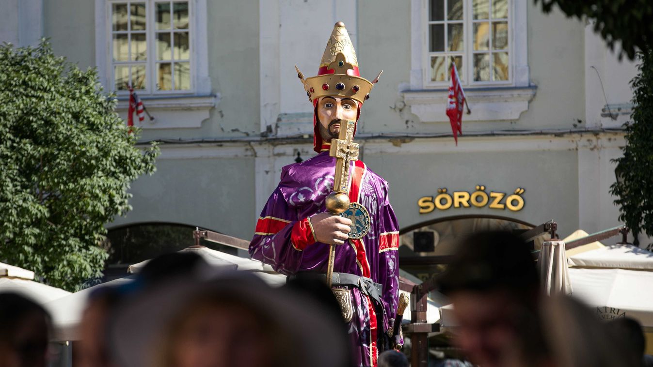 Hagyományos programokkal és újdonságokkal is vár idén a Székesfehérvári Királyi Napok