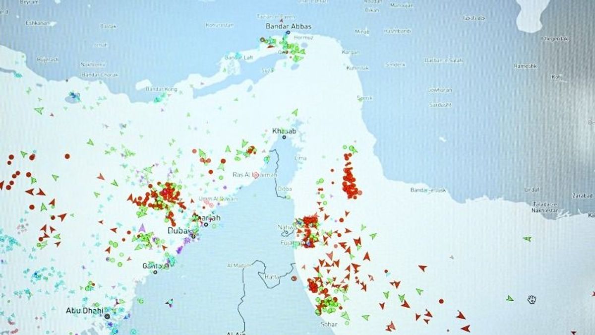 Figyelmeztetett a Pentagon: hónapokig is eltarthat a Hormuzi-szoros okozta energetikai rémálom