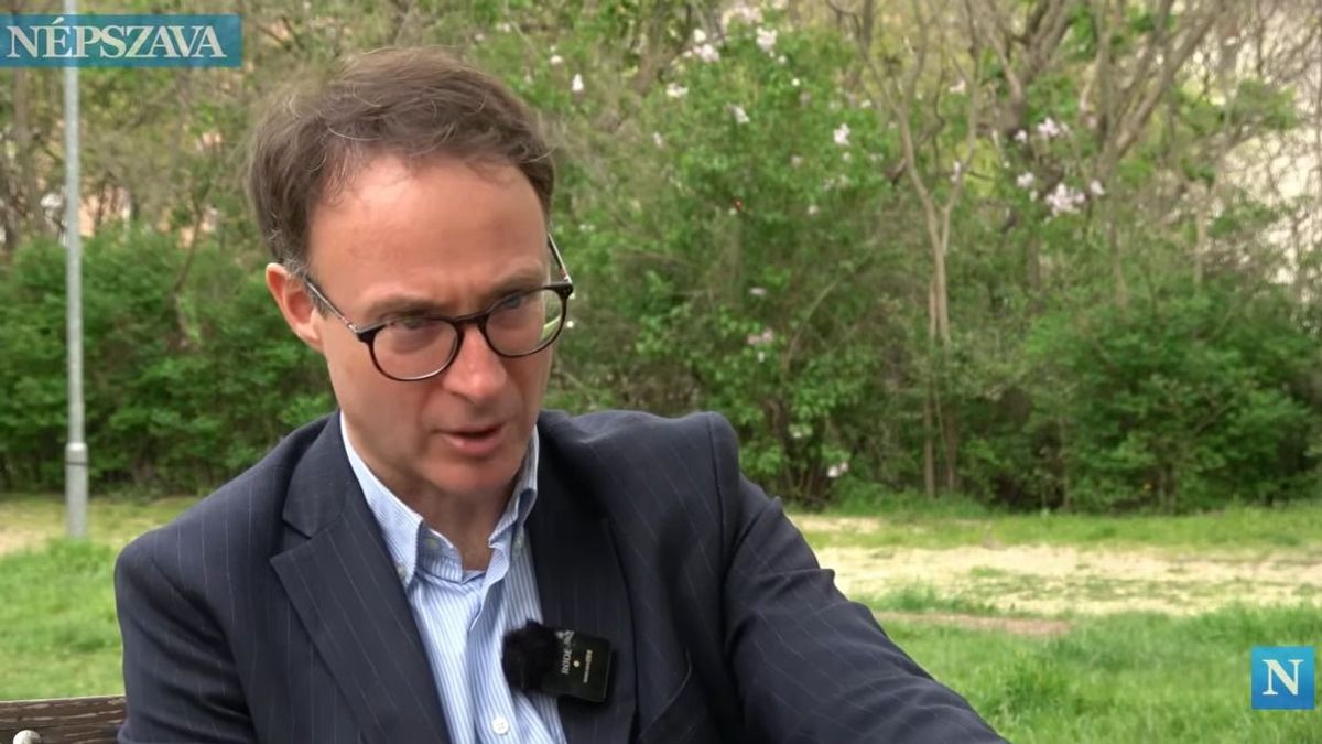 Bolsevik tempó: a balliberális történésznek már listája van arról, kiket küldene börtönbe