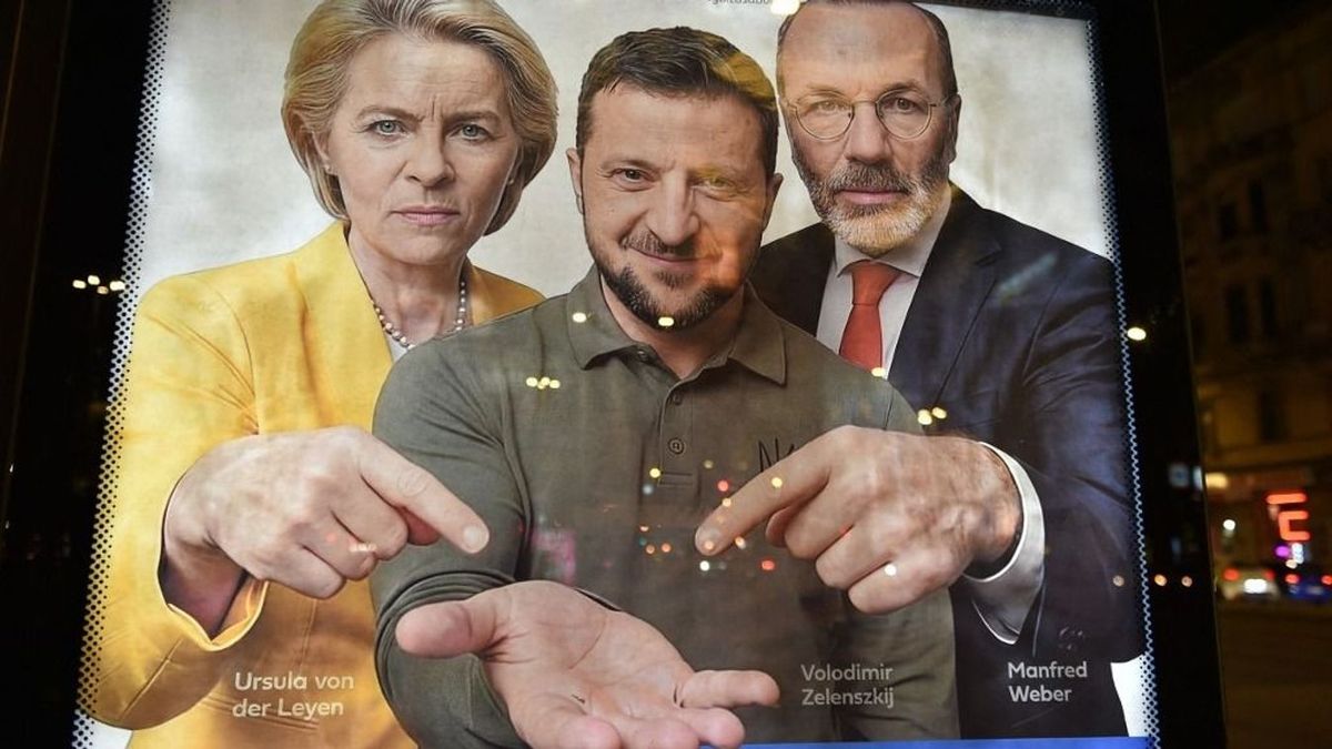 Roboghat a bringa a szakadék felé, lenyomnak a torkunkon mindent