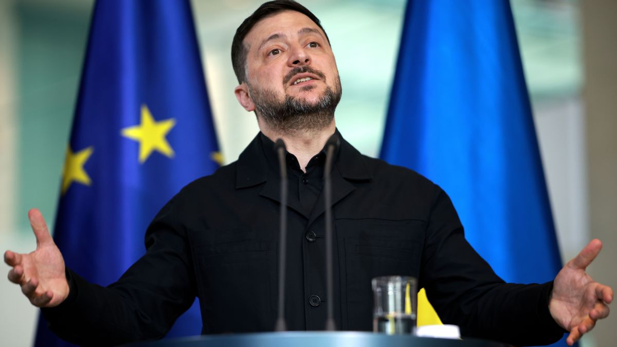 Zelenszkij bejelentette: ott tartanak az ukránok, hogy exportálják a felesleges fegyvereket, mert túl sokat gyártanak