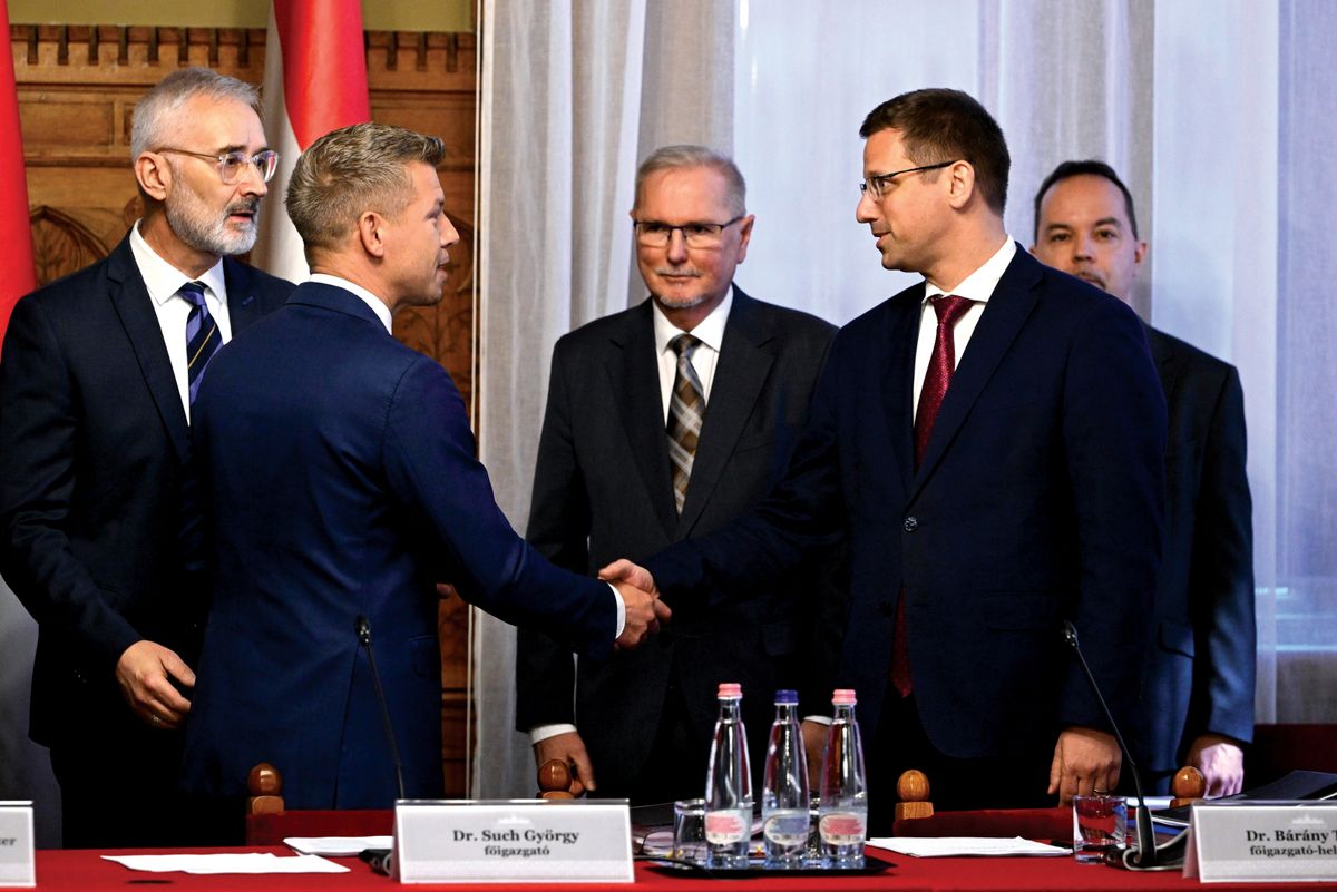 GULYÁS Gergely; SUCH György; MAGYAR Péter