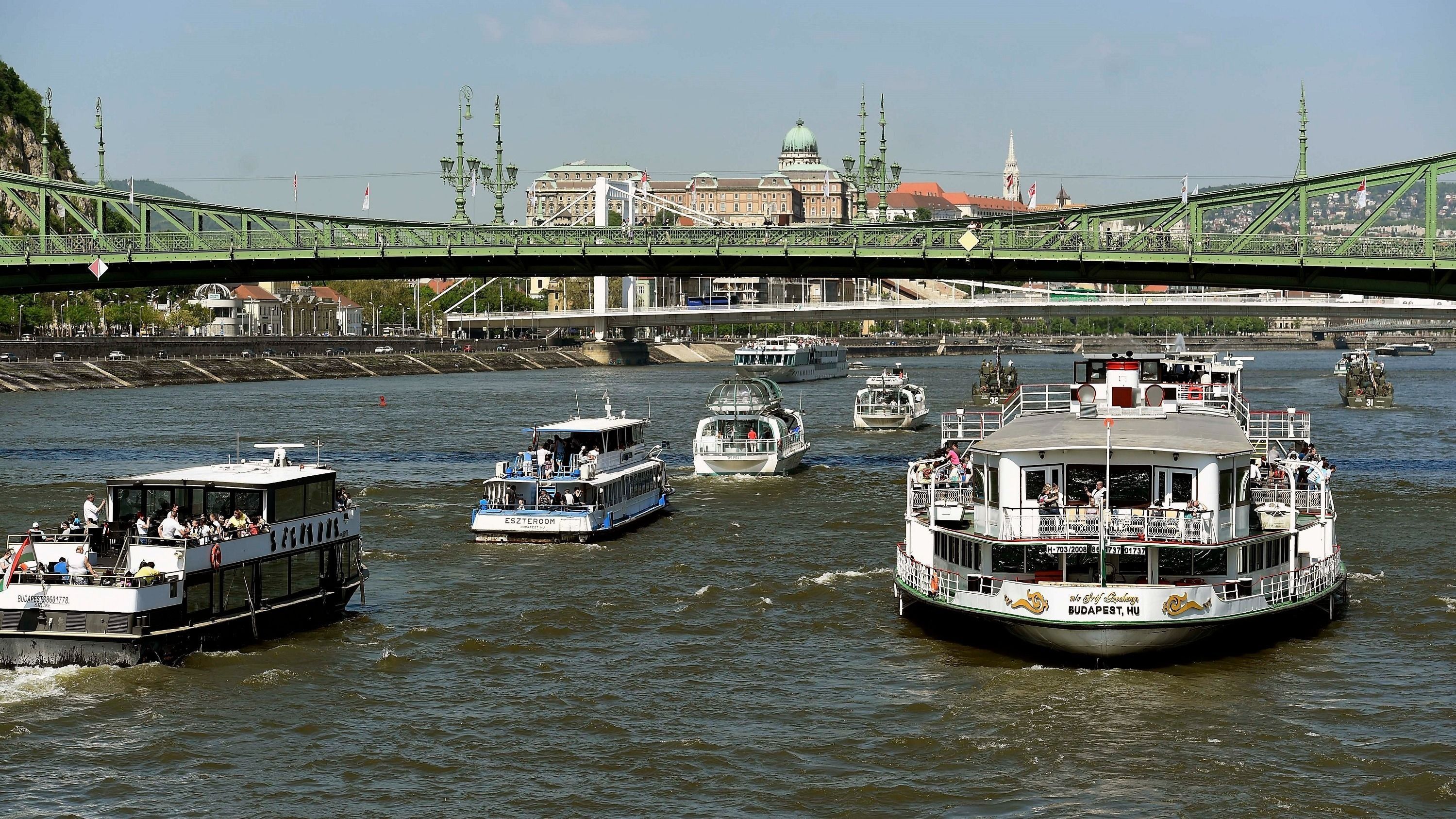 Vasárnap tartják a Dunai Kirajzást a fővárosban