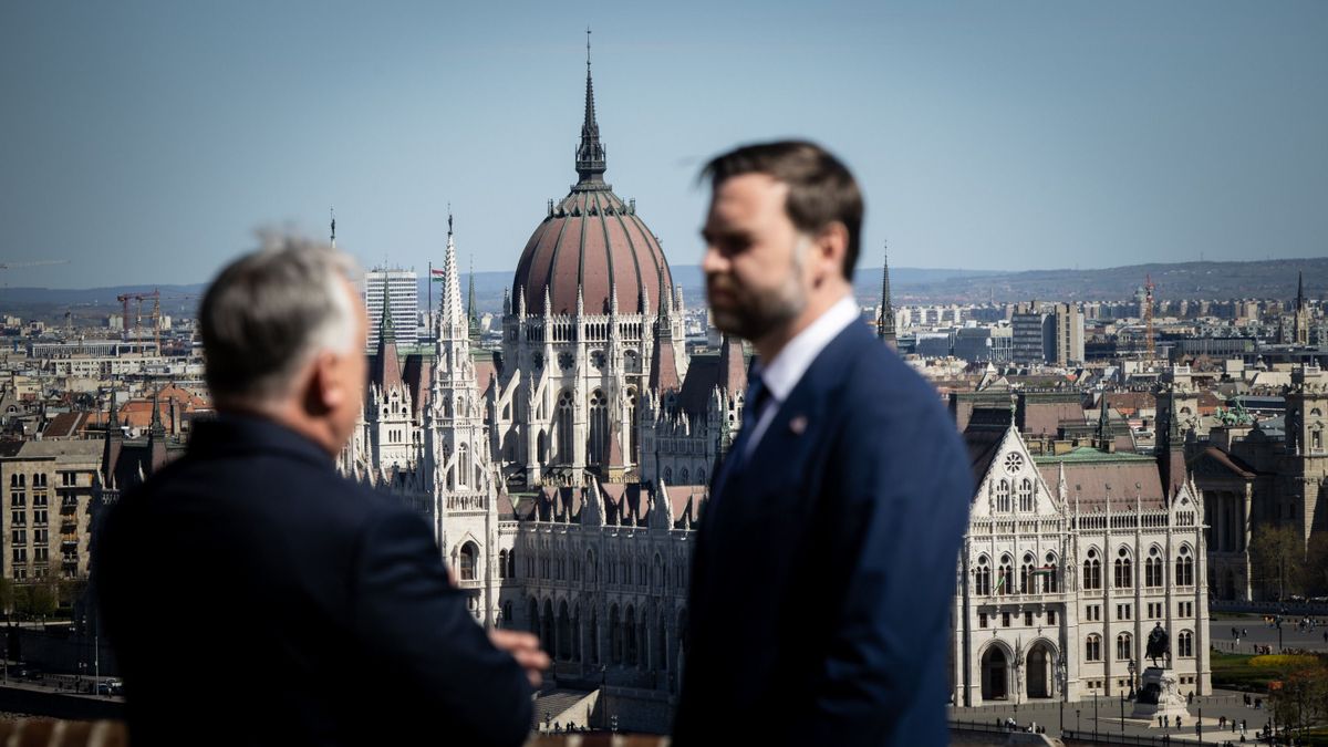 Miről beszél JD Vance és Orbán Viktor? – Élőben a budapesti nagygyűlés