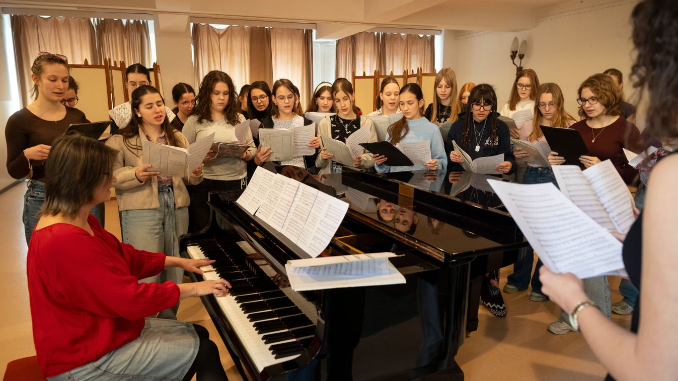 Mindenki hangja fontos