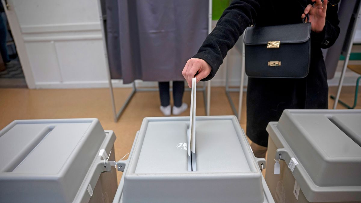 Halálosan megfenyegettek egy idős hölgyet az egyik választókerületben: idáig fajult a tiszás agresszió