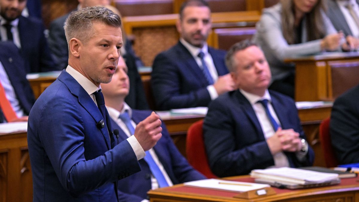 Magyar Péter azonnali távozásra szólította a vezérigazgatókat.