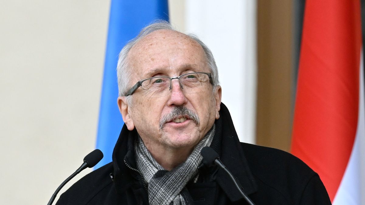 Niedermüller Péter rácsapta az ajtót Dobrev Klárára: már párttagként sem hajlandó a DK-hoz tartozni