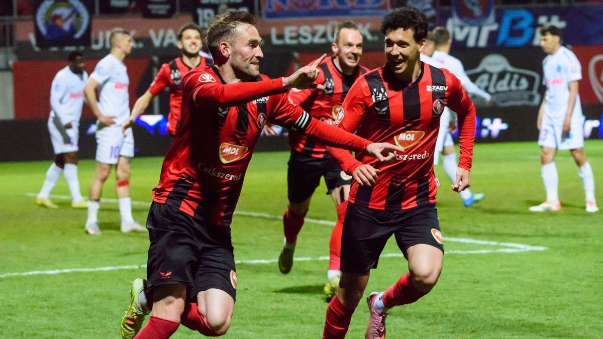 Csuros Csíkszereda-FCS Bukarest
