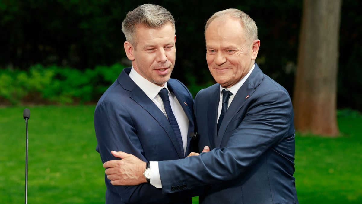 Donald Tusk felajánlotta a segítségét Magyarországnak – nagy árat fizethetünk ezért