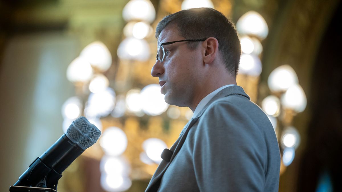 Gulyás Gergely: A Fidesz mindenkit meg fog védeni, akit boszorkányüldözés alá vet az új kormány (VIDEÓ)