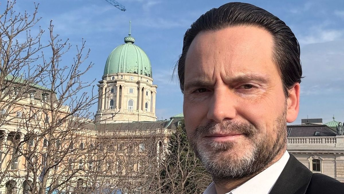 Olyan miniszter javasolta Havasi felmentését, aki már nincs is