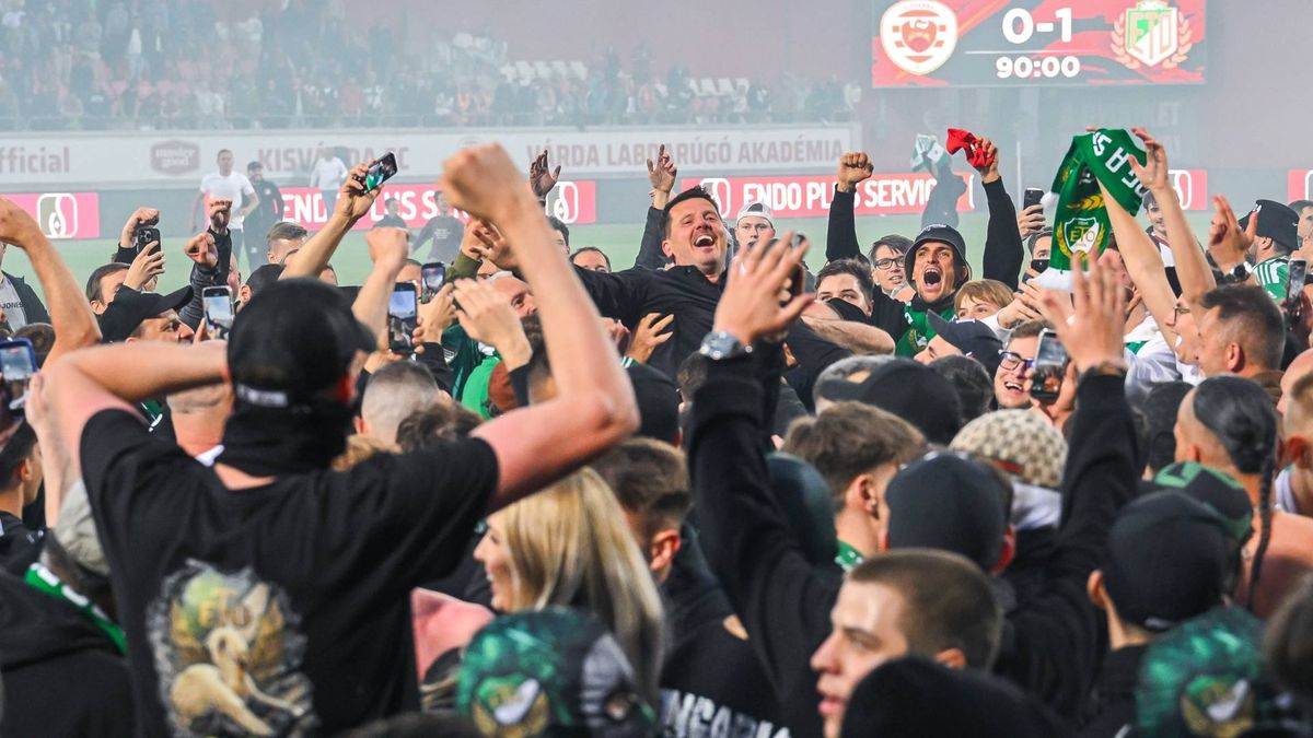 Borbély a levegőben, Schön már a meze nélkül – így ünnepelték a győriek a bajnoki címet (GALÉRIA)