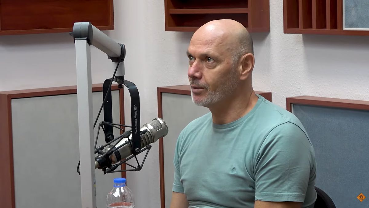 Kubai transzvesztitákról jelentetett meg cikket a Tisza Párt frissen kinevezett sportért felelős államtitkára