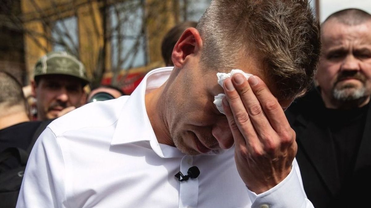 Magyar Péter szerint Sulyok Tamás csak a 6,3 milliós fizetését védi: mindeközben a törvény kimondja, a lemondása után is megilleti a juttatás