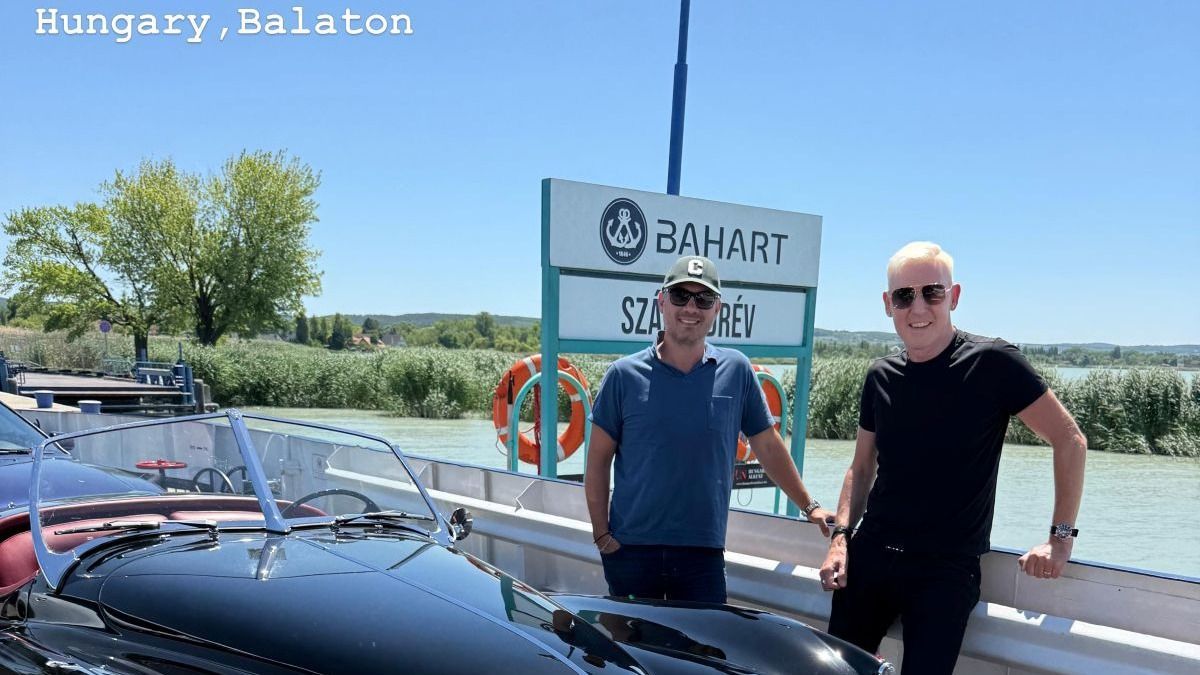 Kapaszkodjon meg mindenki: már most Magyarországon pihen a Scooter frontembere