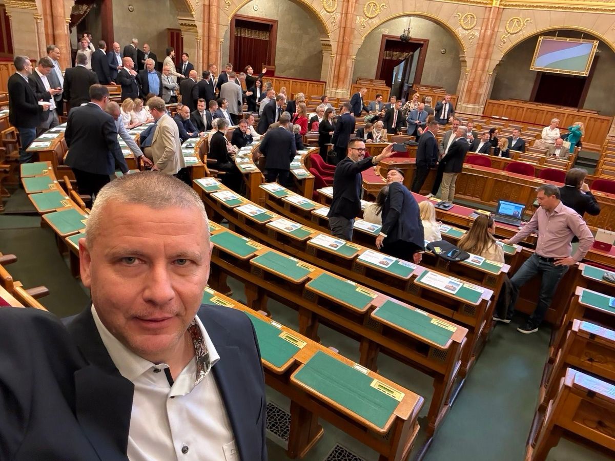 Ruszin-Szendi Romulusz a Tisztelt Házban