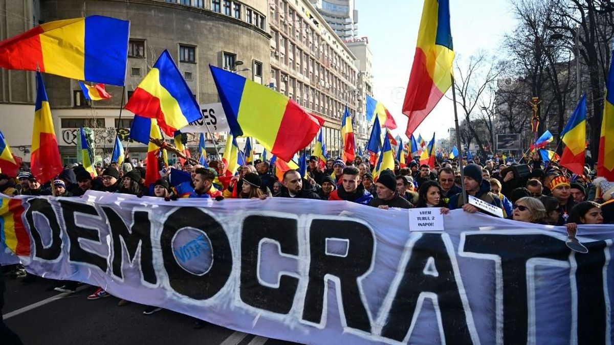 Nem elég a szélsőjobb előretörése, gazdaságilag is komoly bajban Románia