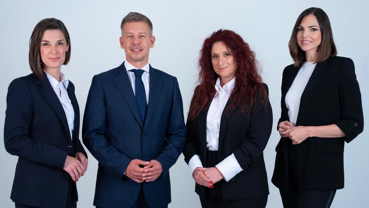 Bejelentette Magyar Péter: az RTL-től és az ATV-től igazolt kormányszóvivőket