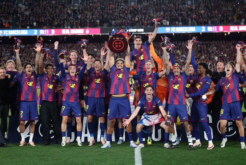 Barcelona, Barca, ünneplés, parádé