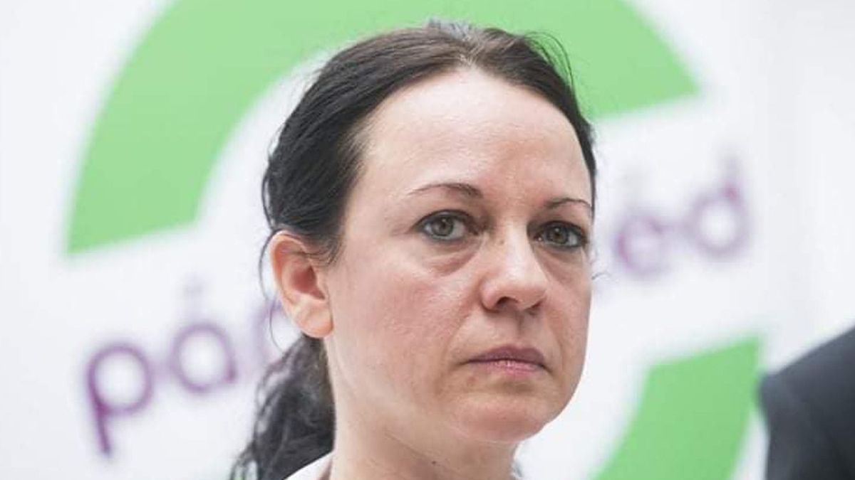Szabó Tímea örömtáncot lejtett a Facebookon, be akar vágódni Magyar Péternél