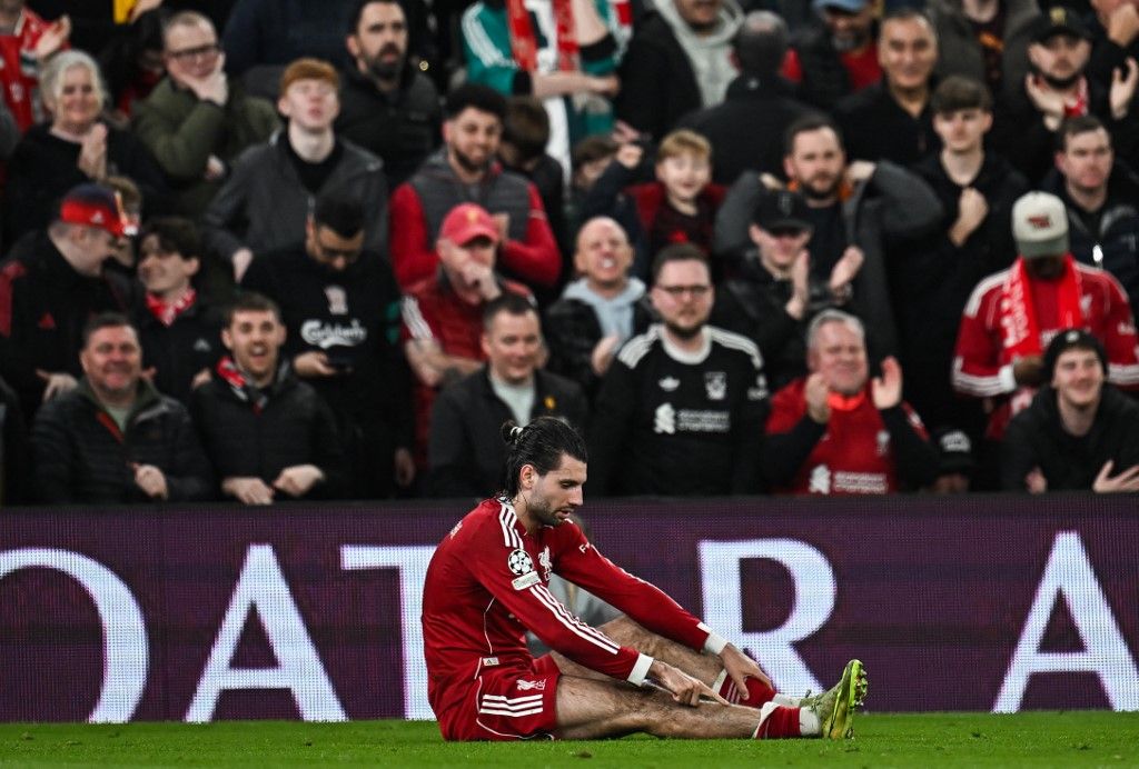Szoboszlai Dominik, Liverpool, szurkolók, mutogatás, Chelsea