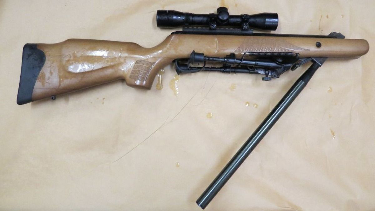 Fegyvert fogott a rendőrökre egy férfi Szabolcsban: a járőrök fedezékbe húzódva hívtak erősítést