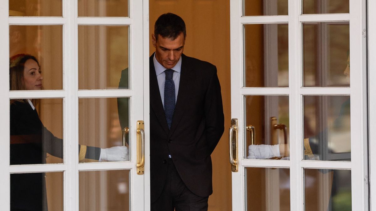 Spanyolországban újra forrnak az indulatok, főhet Pedro Sánchez feje