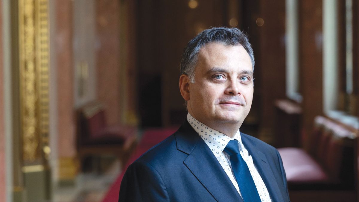 „Semjén Zsolt alatt miért inog a szék? Karaktergyilkosság!” – Latorcai Csaba, Mandiner.