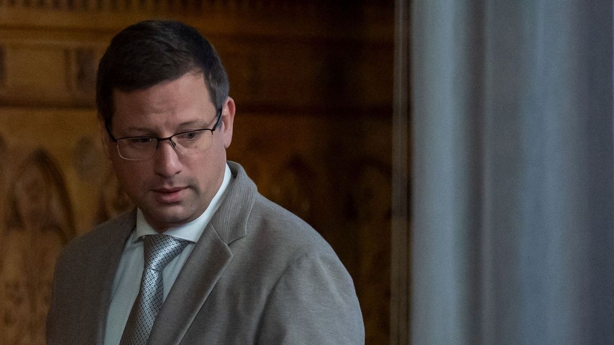 „Ez már teljesen elfogadhatatlan” – újságírók előtt magyarázták el, miért veszélyes Magyar Péterék új terve (VIDEÓ)
