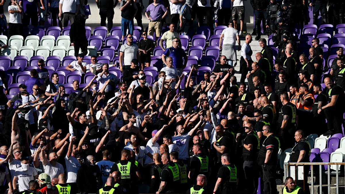 Áll a bál Újpest: súlyos büntetésre számíthat a klub – Dárdai emberének üzentek az ultrák