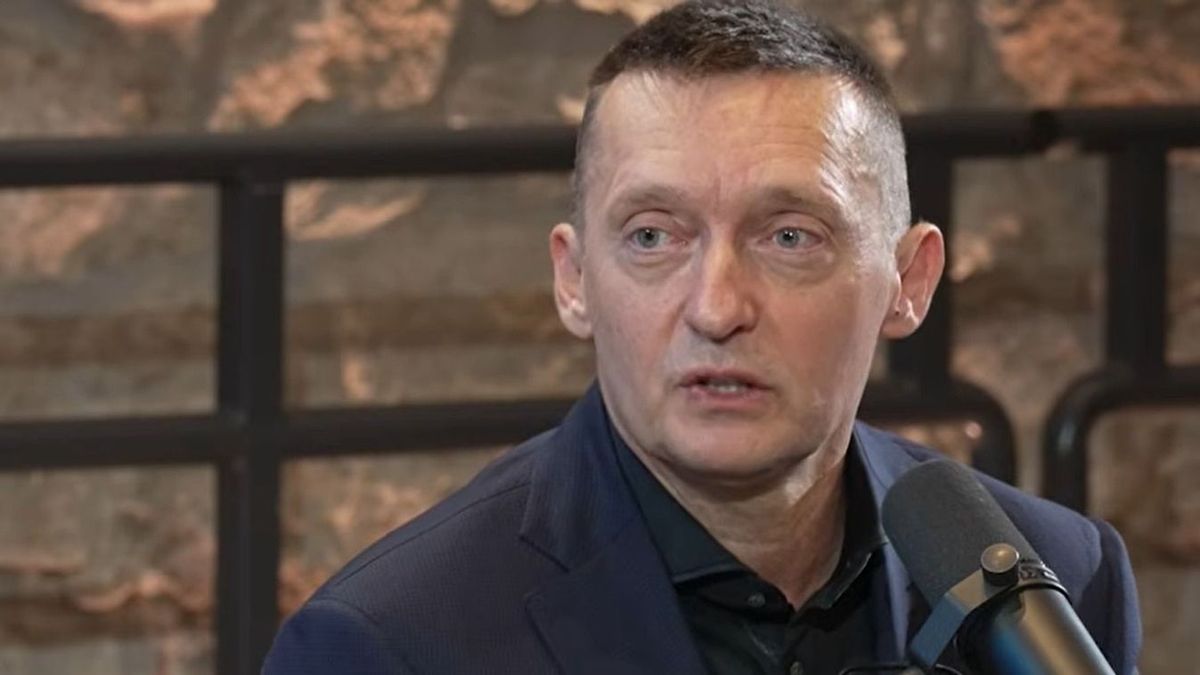 Meglep, hogy a miniszterelnök Rogán Antal javaslatai alapján hoz döntést