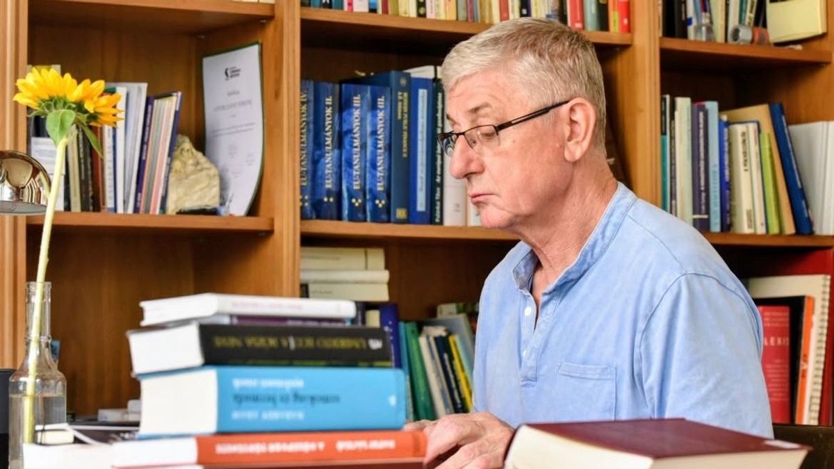 Gyurcsány Ferenc két dedikálás közt elárulta, mikor tér vissza a politikába