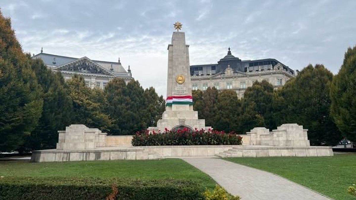 Kunhalmi Ágnes arra kéri a kormányt, hogy a Szabadság téri emlékművet bontsa le, vagy vitesse el