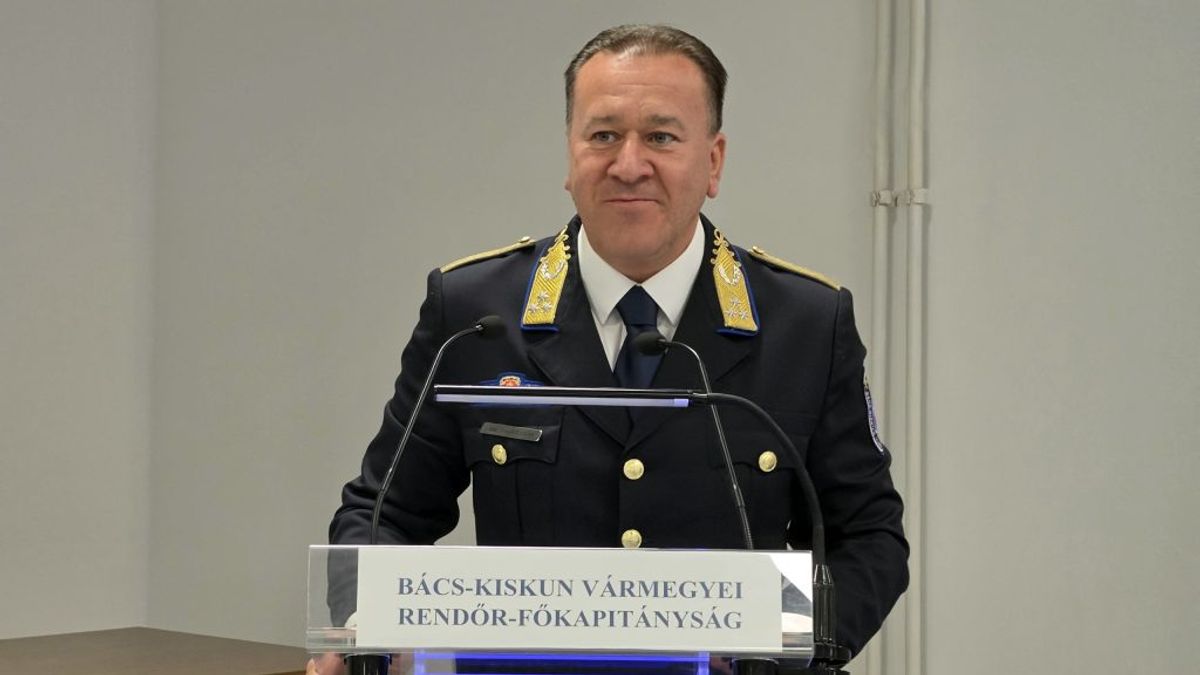 A belügyminiszter mindössze kilenc nap után váltotta le egyik emberét