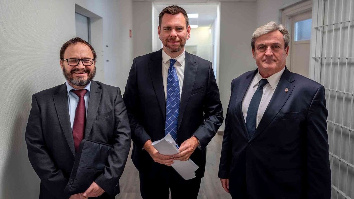 Kezd kirajzolódni: három miniszter elmondta, mi is az uniós pénzek valódi ára