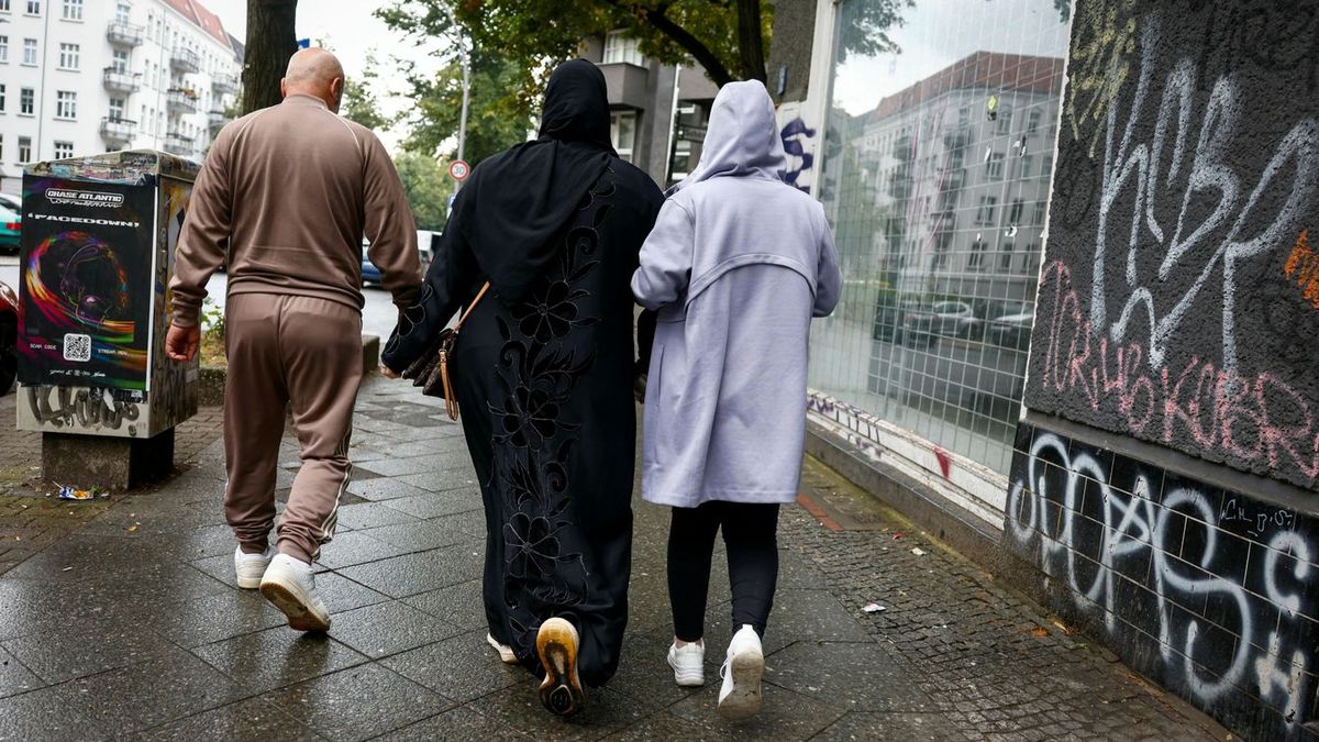 Hétéves német kislányt erőszakolt meg két iraki, a részletek is elborzasztóak