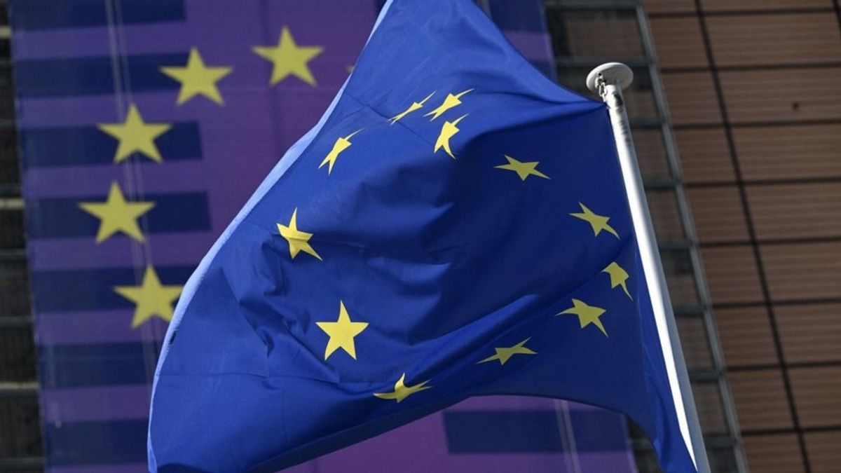 „A 20. század legsötétebb történelmi korszakait idézi” – egy „vicclap” gondosabban kontrollál, mint a Kontroll és a HVG együttvéve, az EU nem lehet teljesen elégedett!