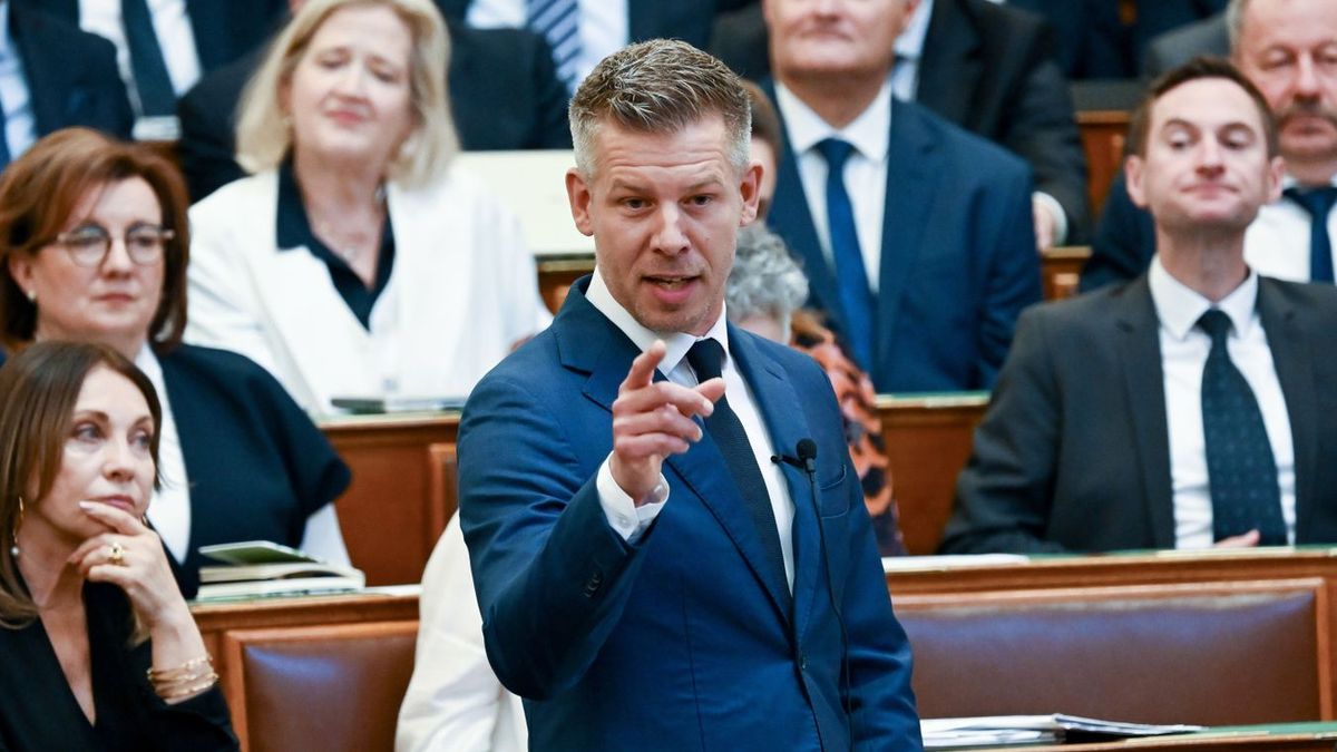 Újra jön a kollektív bűnösség elve: ilyen még nem volt, a kormány akarja meghatározni, mit írjon a Mandiner