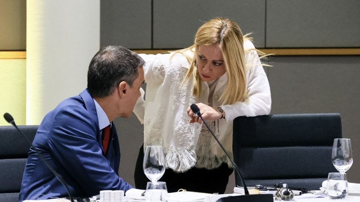 Ölre ment egymással Meloni és a spanyol kormányfő: a migráció témáján különböztek össze a politikusok