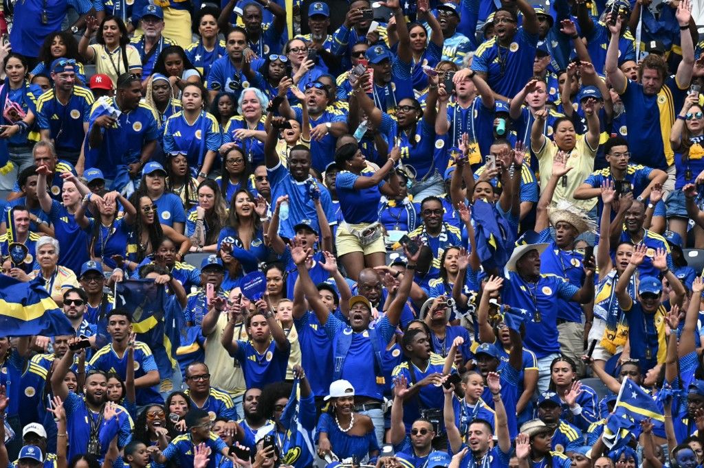 Foci vb 2026: curacaói szurkolók ünneplése