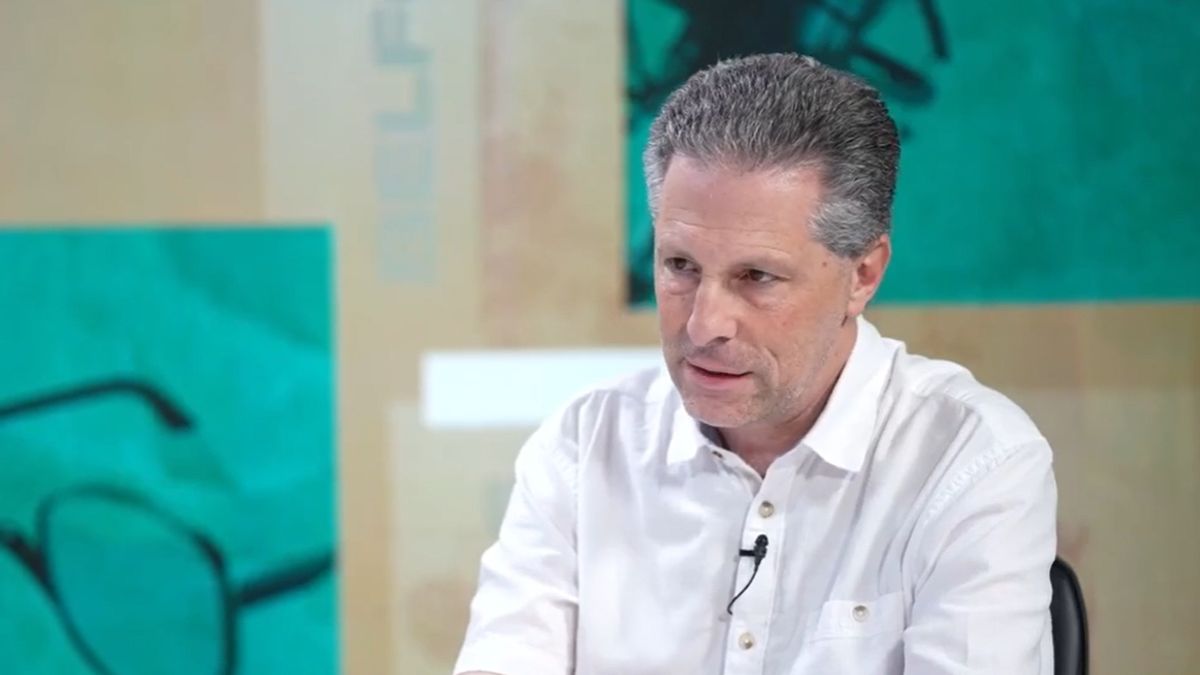 Magyarország destabilizációjára figyelmeztet Schiffer András