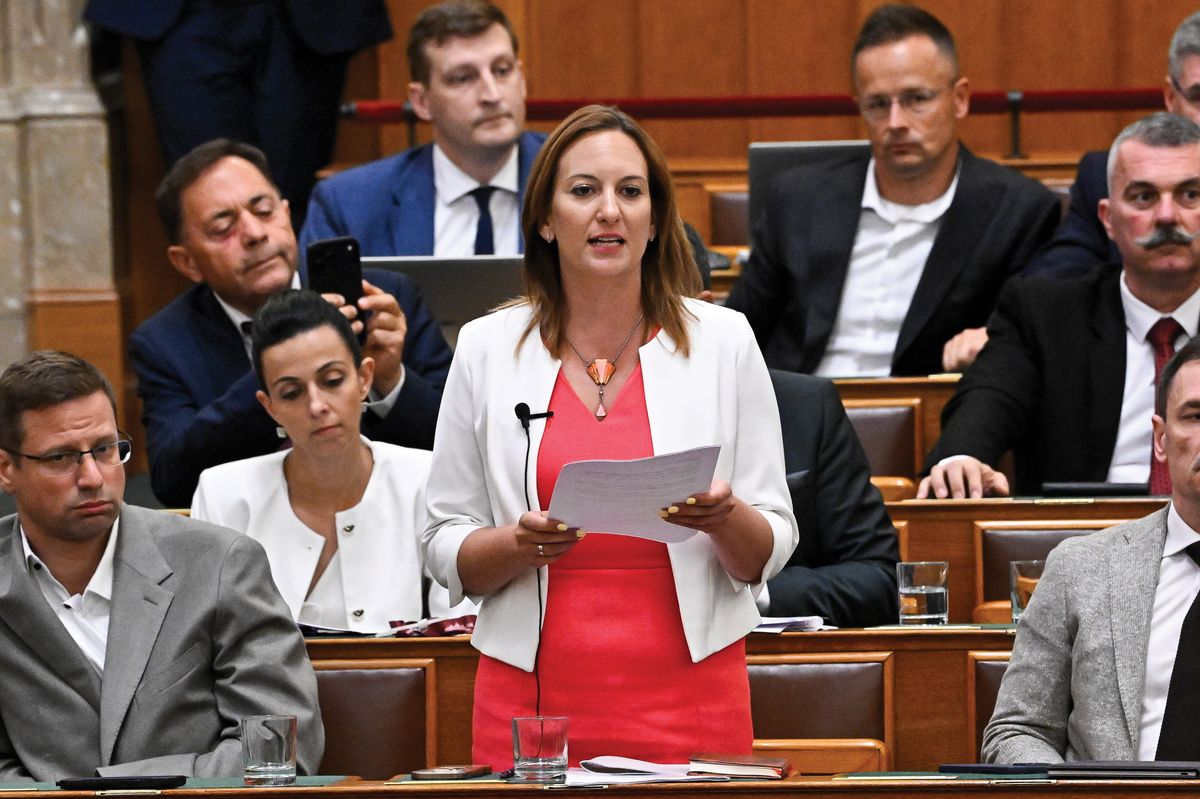 HEGEDŰS Barbara