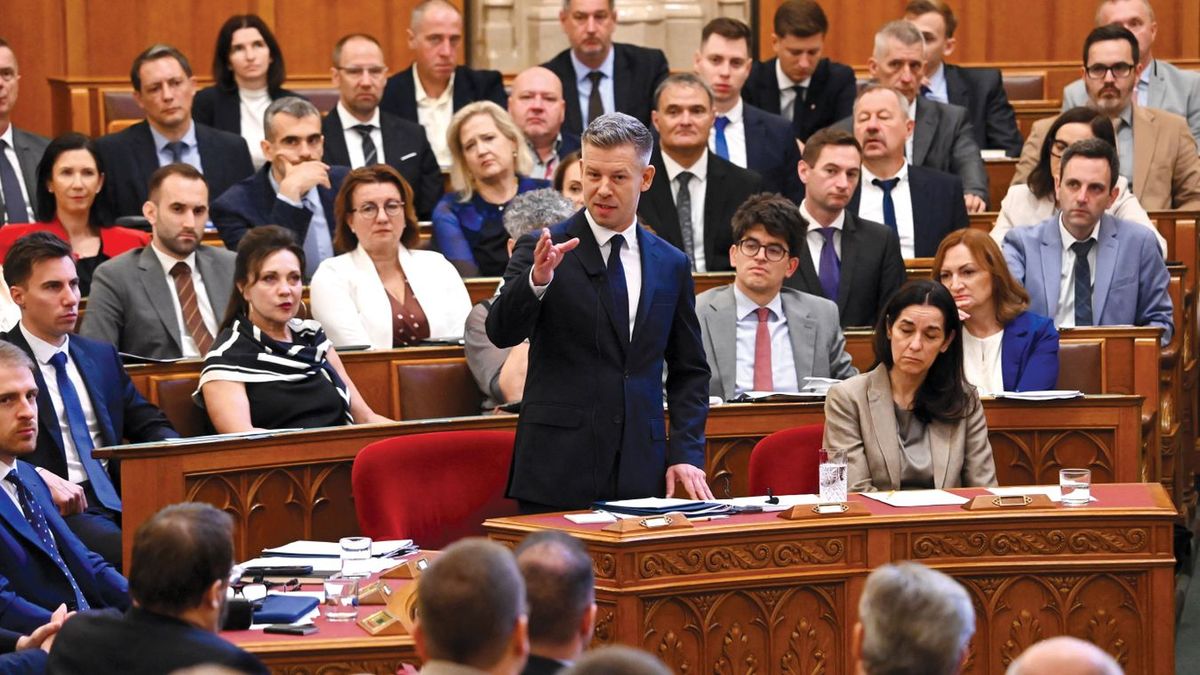 „Ezzel a mentalitással be fogják dönteni az országot is” – jogászprofesszorok a Tisza alkotmányozásáról